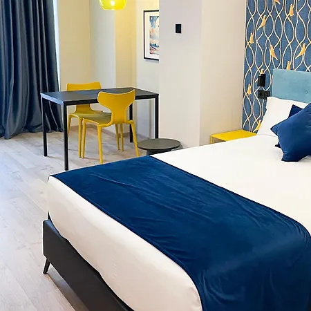 Pathos By Mimood Apartahotel 4*