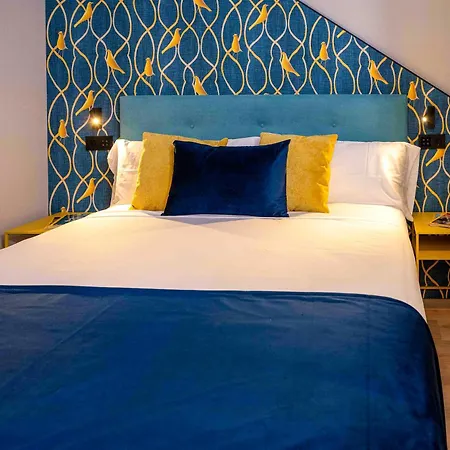 Pathos By Mimood Apartmanhotel