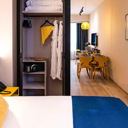 Apartmanhotel Pathos By Mimood 4*