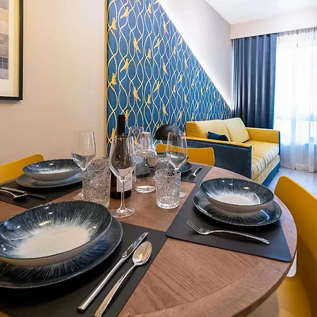 Pathos By Mimood Apartmanhotel 4*