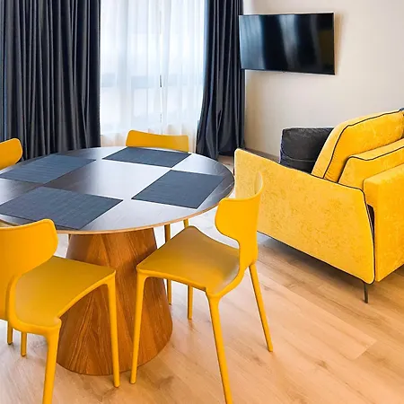 Apartmanhotel Pathos By Mimood 4*