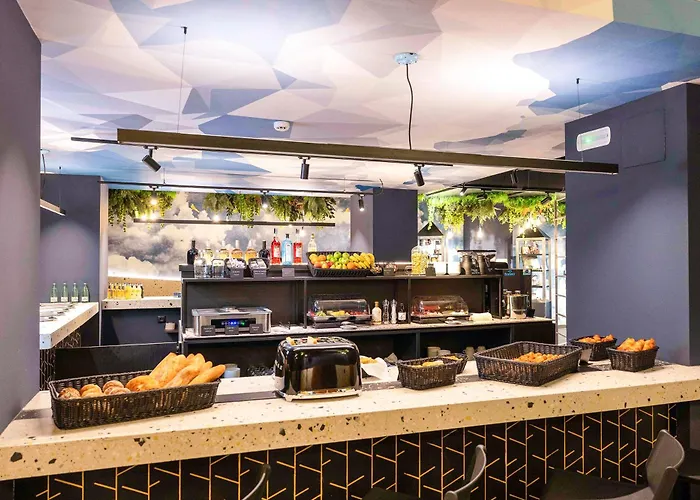 Pathos By Mimood Apart Otel 4*